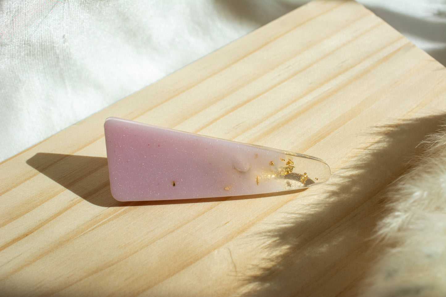 Barrette rose - Feuilles dorées