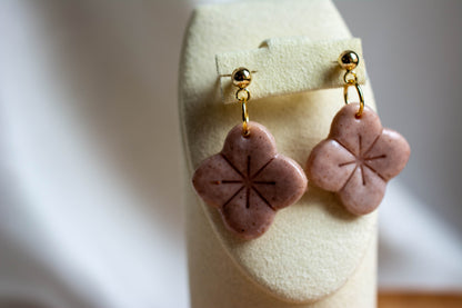 Boucles d'oreilles Phoebe unies