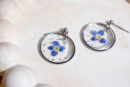 Boucles d'oreilles fleur séchée bleue