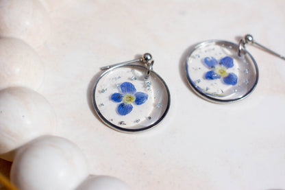 Boucles d'oreilles fleur séchée bleue